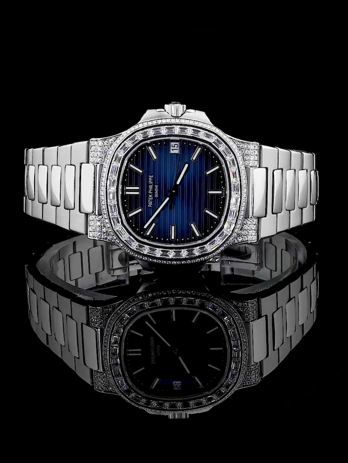 Patek Philippe Nautilus White Gold Baguette Diamond Bezel Luxury Watch – Blue Dial